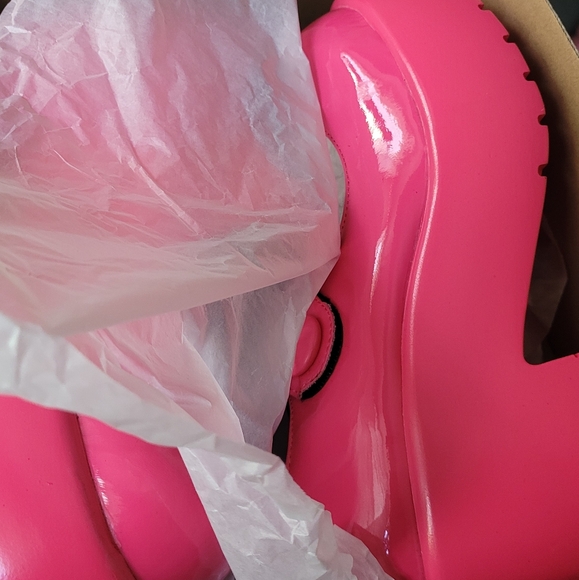 Pink Liquid Bubble Mary Jane 💕 - Picture 4 of 10